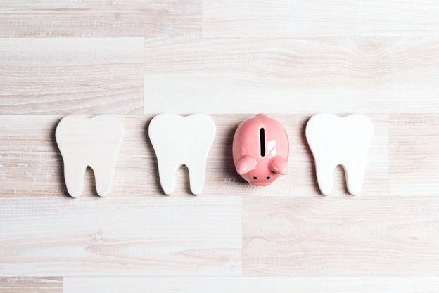 Piggy bank with teeth.